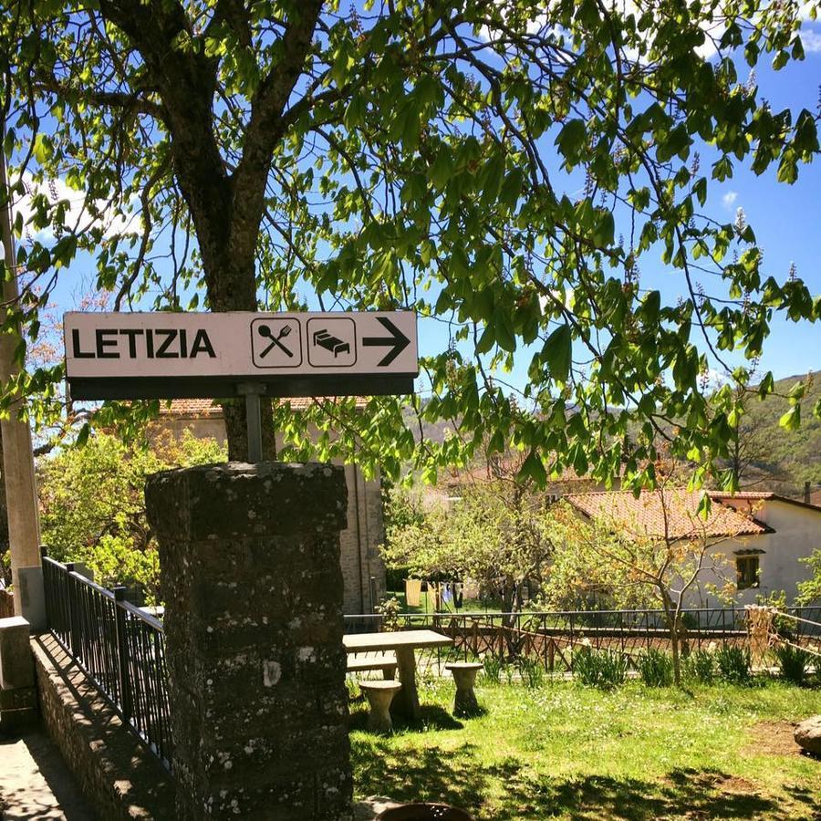 Albergo Ristorante Letizia Chiusi della Verna Eksteriør billede