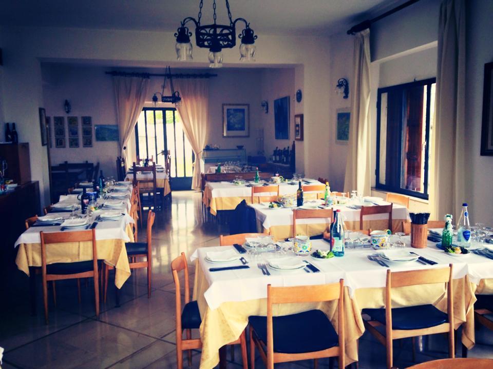Albergo Ristorante Letizia Chiusi della Verna Eksteriør billede