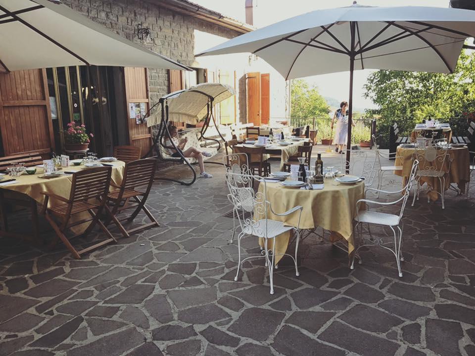 Albergo Ristorante Letizia Chiusi della Verna Eksteriør billede