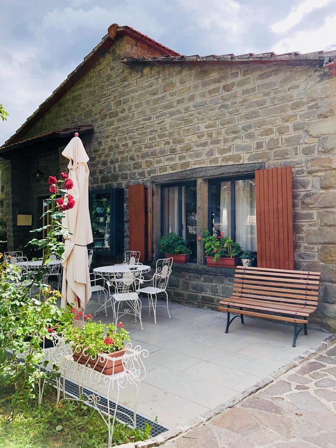 Albergo Ristorante Letizia Chiusi della Verna Eksteriør billede