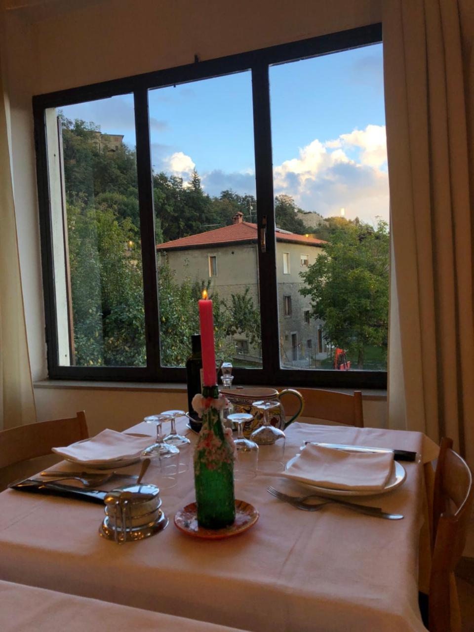 Albergo Ristorante Letizia Chiusi della Verna Eksteriør billede