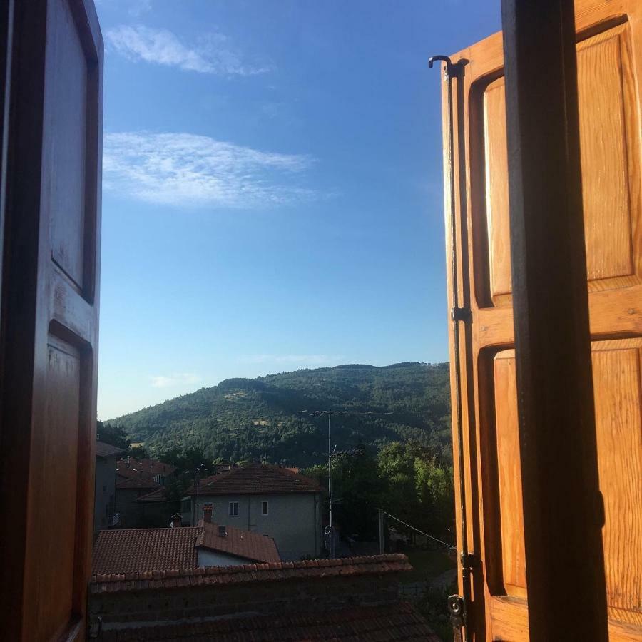 Albergo Ristorante Letizia Chiusi della Verna Eksteriør billede