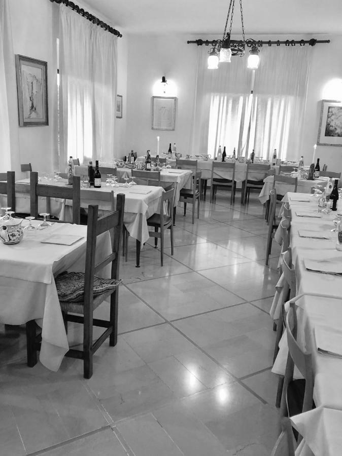 Albergo Ristorante Letizia Chiusi della Verna Eksteriør billede